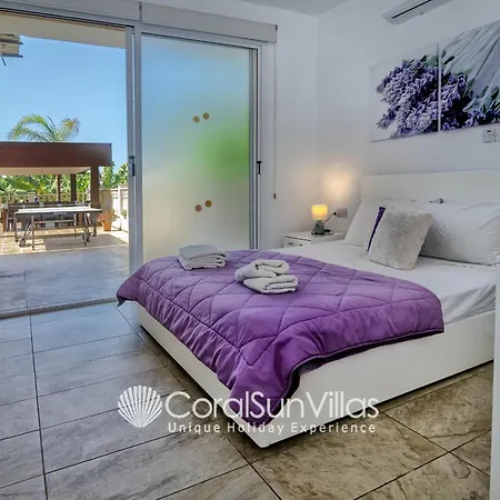 Magic Sea Caves 507 - By Coral Sun Com *