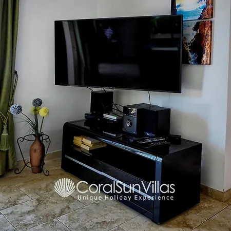 Magic Sea Caves 507 - By Coral Sun Com Villa Peyia