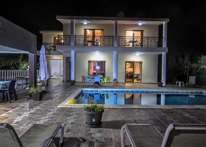 Magic Sea Caves 507 - By Coral Sun Com